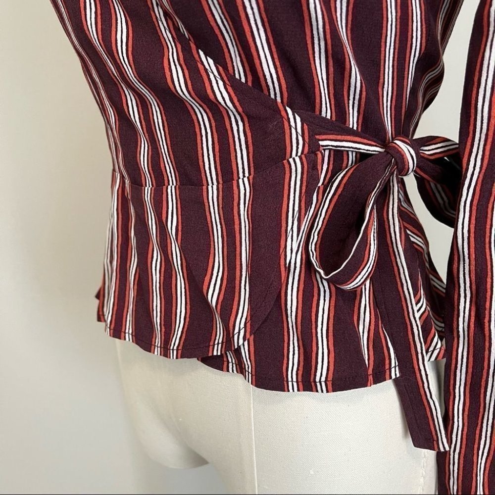 NWT Aritzia Wilfred Free Shannon Wrap Blouse Cardamon Stripe - Picture 11 of 16